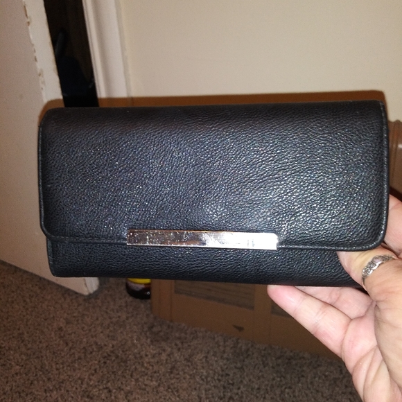 Wallet - Picture 1 of 2